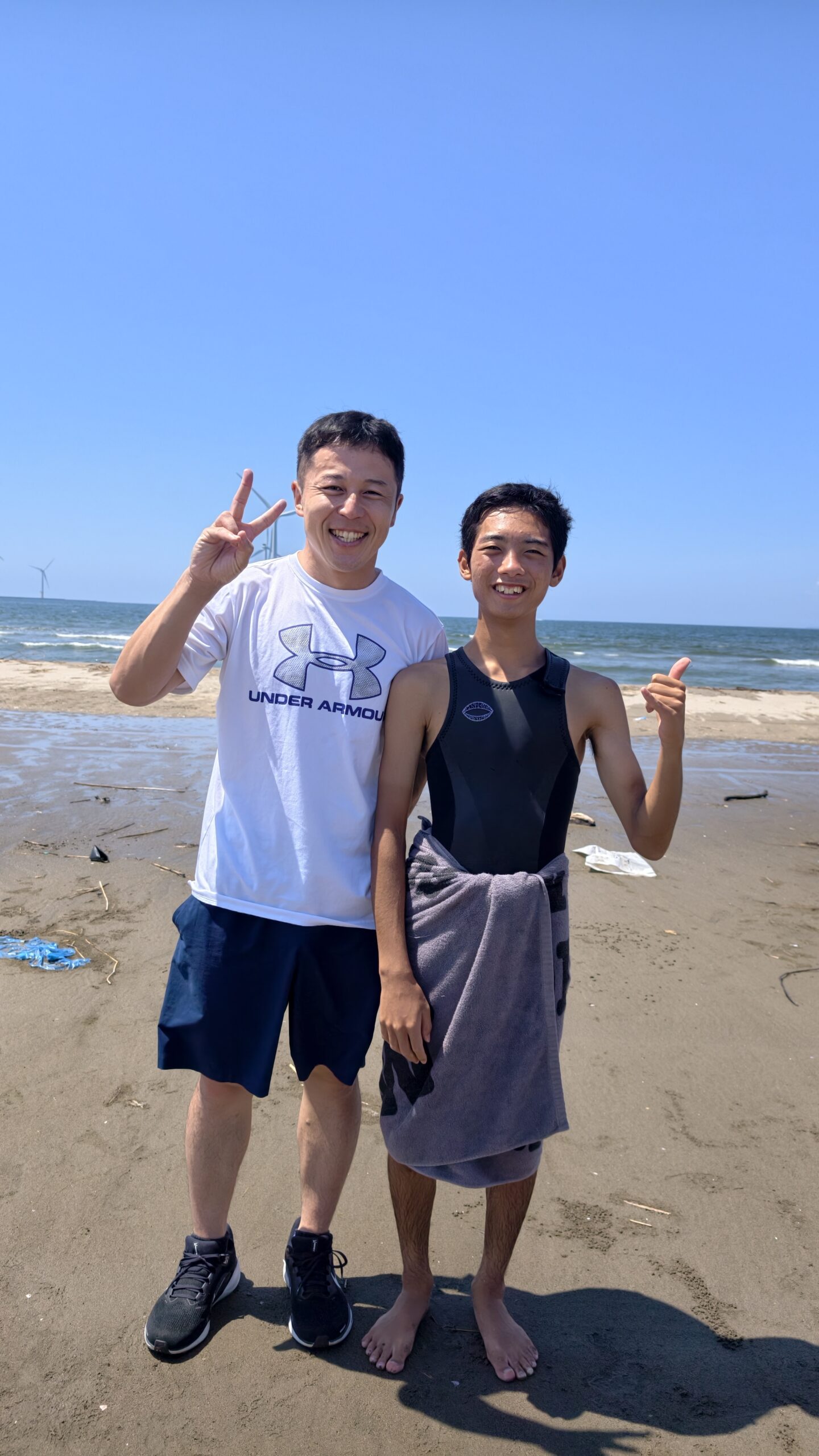 サーフィン初挑戦！「一人より安心」と選んだスクール体験記